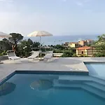 Casa Miraflores 4*