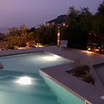 Casa Miraflores Aparthotel Cefalù