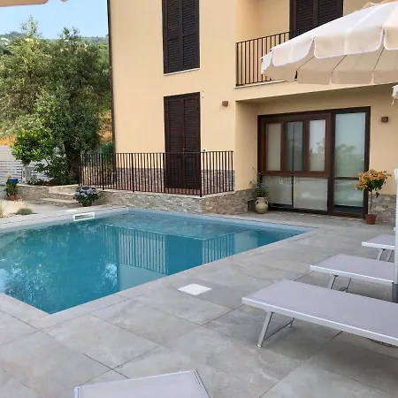 Casa Miraflores 4*