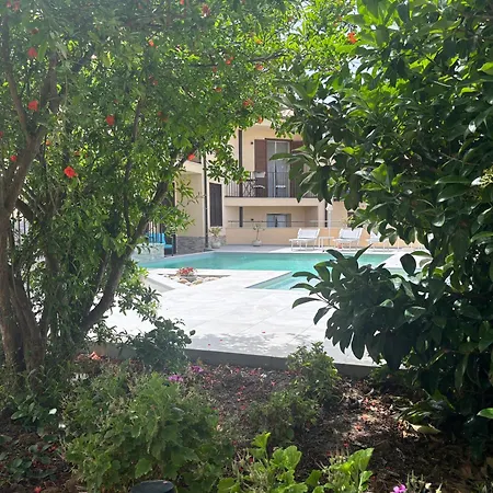 Casa Miraflores 4*