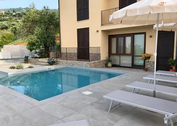 Casa Miraflores 4*